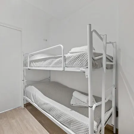 דירה Loiseau Bleu -studio Terrasse - Parking - Clim מנטון