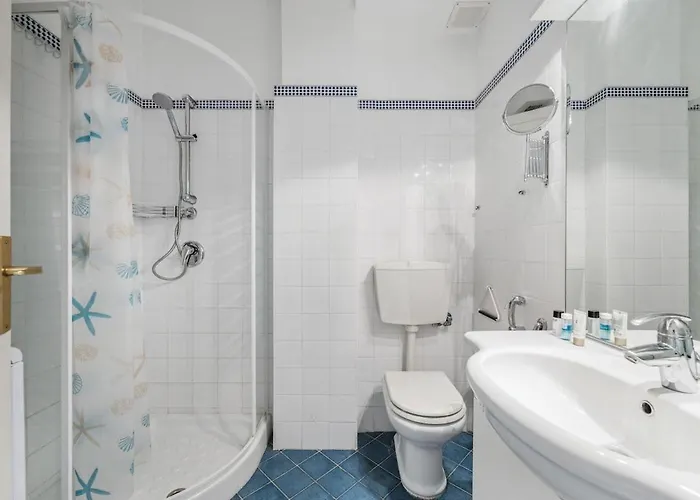 Loiseau Bleu -studio Terrasse - Parking - Clim Apartment