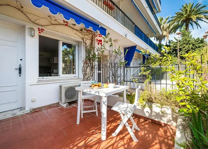 Loiseau Bleu -studio Terrasse - Parking - Clim Lejlighed Menton